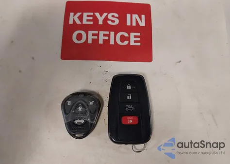 2022 Toyota Highlander Hybrid Xle from USA, damaged, VIN 5TDGBRCH5NS538521